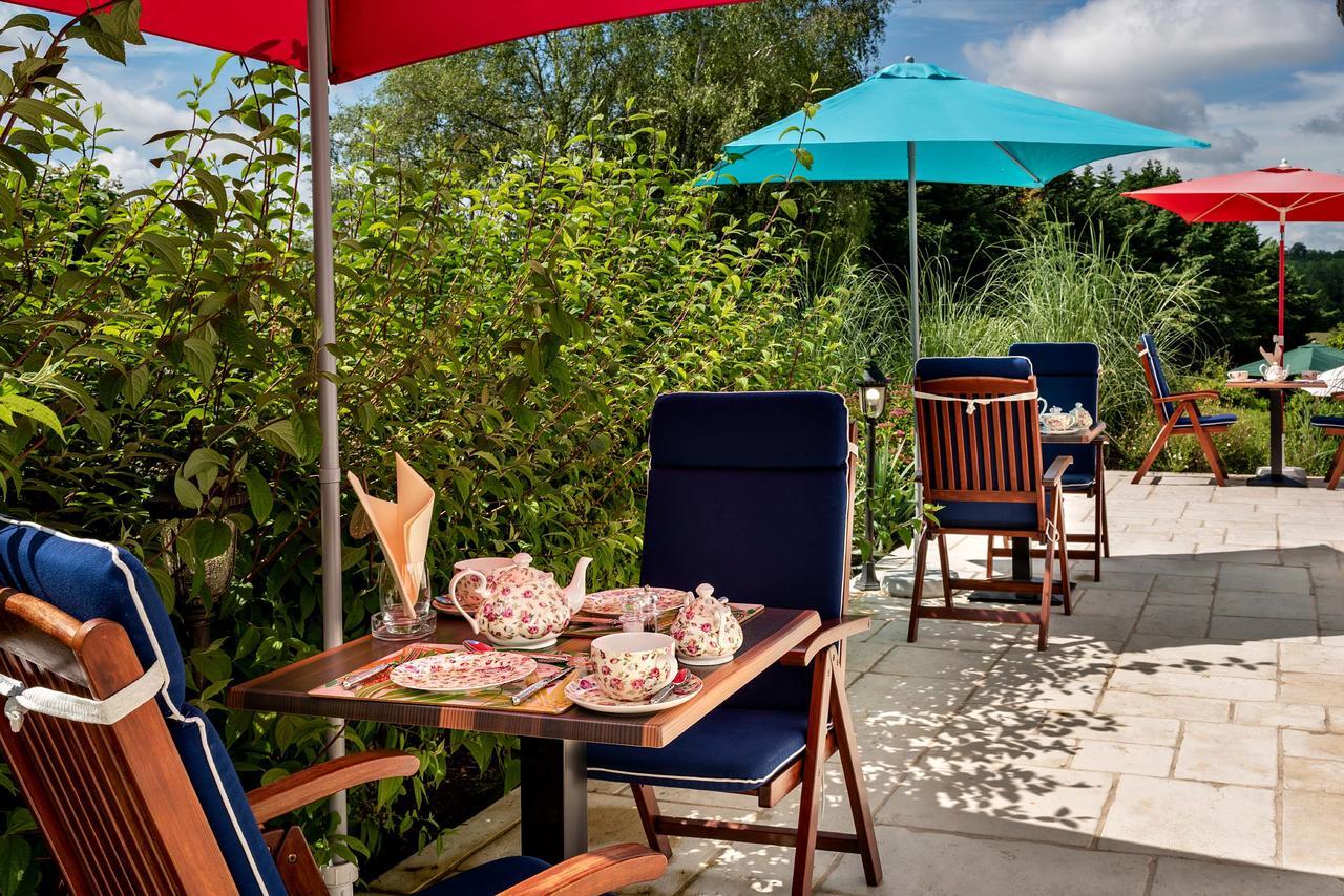 Bed and Breakfast Domaine Du Bois Des Anges Germigny-l'Eveque Exterior foto